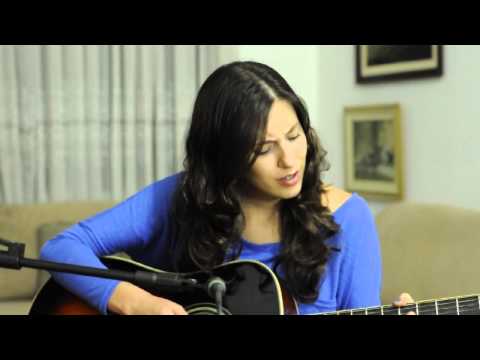 Half Time - Julie Ramos (Amy Winehouse Cover)
