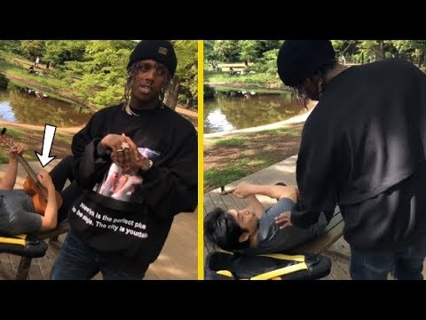 Famous Dex Freestyles With Stranger In Japan!