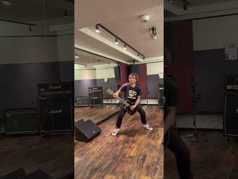 Mr Highways Thinking about the End (breakdown)