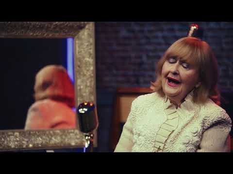 VERA SVOBODA - DAN PLAVETAN KAO LAN