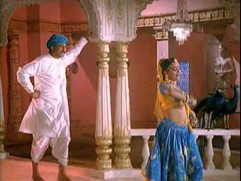 Poster saat suro ke taar ban gaye