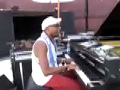 Omar Sosa & Joo Kraus in Egypt.mov