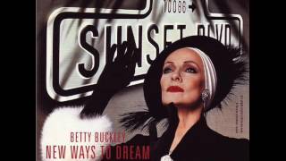 Betty Buckley sings Surrender in Sunset Boulevard