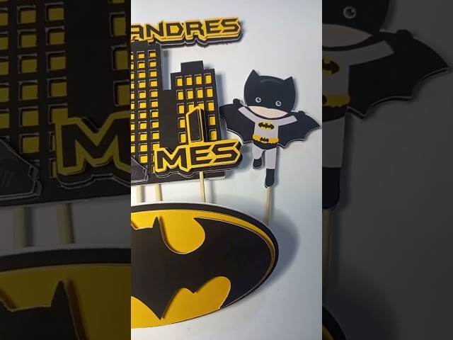Vídeo relacionado con ZoneYan 12 Piezas Superhéroes Cake Topper, Decoración de Pastel, Adornos para Fiestas de Cumpleaños de Niños y Niñas