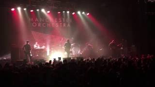 Manchester Orchestra - The Neighborhood Is Bleeding (Live)