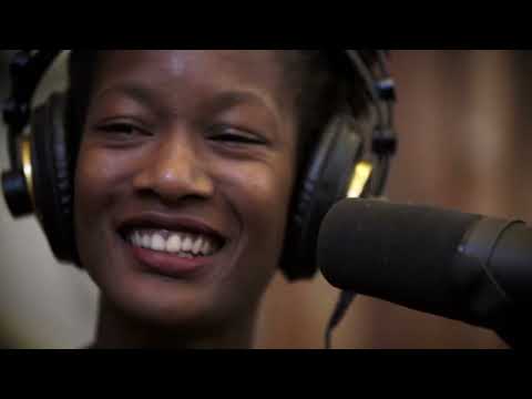 Putumayo Discovery Presents - Língua Terra "Cumplicidades"