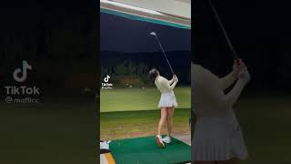 ゴルフ御一緒させてください[パンチラTikTok]