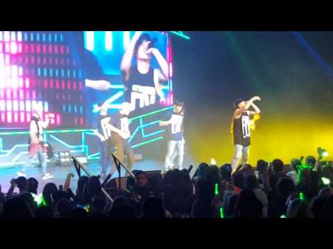 160703 Follow me + Bounce -Got7 #FlyinChicago