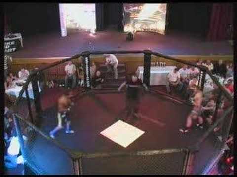 Les Ojugbana Vs Paul Hopkins - Strike & Submit 2