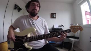 Video thumbnail for Pink Floyd - Young Lust bass cover by Raphael Ferreira