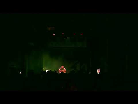 machìna - neon in red (live at Reworks Festival) 2022