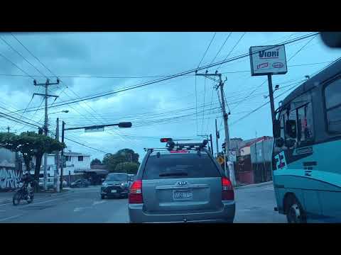 Desde La MIRALVALLE, Bulevar CONSTITUCIÓN, Calle Al Volcán...Ayutuxtepeque, San Salvador.