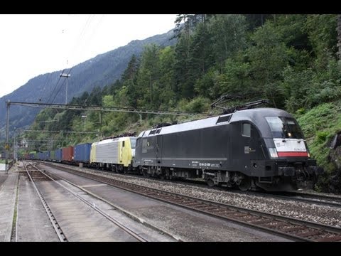 Gotthard mit Nostalgic Sonderzüge, Crossrail, TXL und vielen Makros