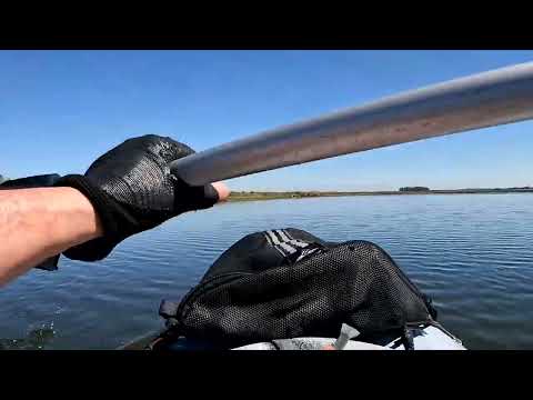 Remando en el arroyo Solís Chico (1 parte)