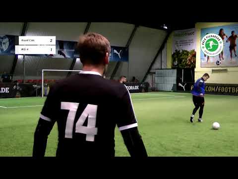 HALA PIŁKARSKA / ZIMA 2019 / ROYAL CARS - WZL 4