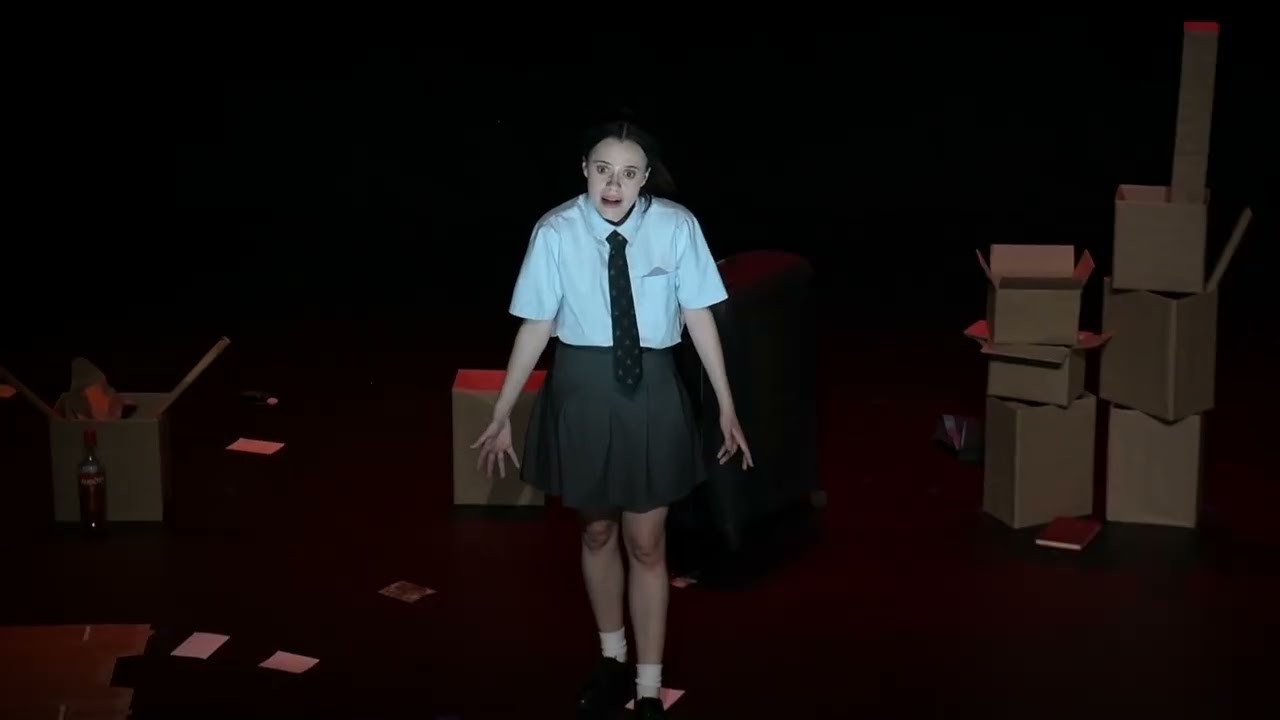 A GIRL CALLED OWL comes to Die Centurion Teater - Trailer