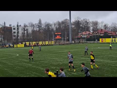 2010 liga 1 kolejka KS Łomianki  - Huragan  Wołomin  1 połowa