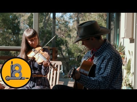 William Alexander - Garlic Pickin' Time  || Shoelace Sessions