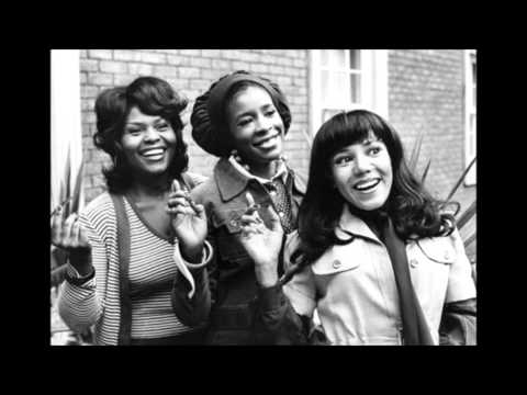 The Crystals - Da Doo Ron Ron (HQ)