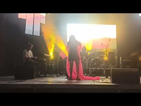 Dina Jashari i Drugari - Nešto drugo (Exit 2023)