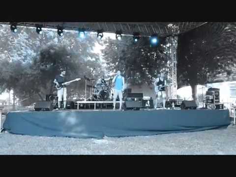 Len.Art - LenArt - Nejde to    ( Live 2015)