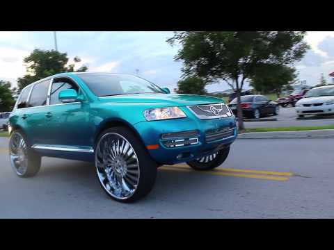 LOST FOOTAGE - Candy Teal faded VW Toureg on 30" Forgiato Autonomo done by WTW *VIEW IN HD*