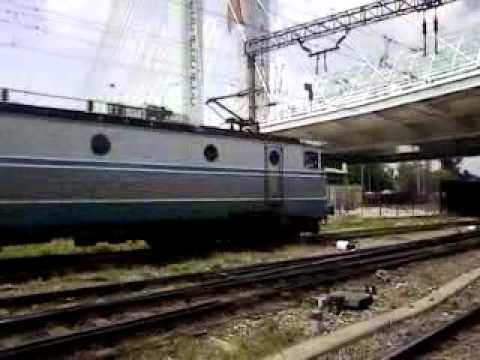 41-0305-7 venind izolata in Bucuresti Nord