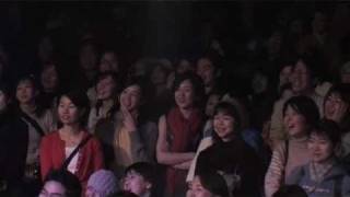 Ukulele Orchestra Go Japan!