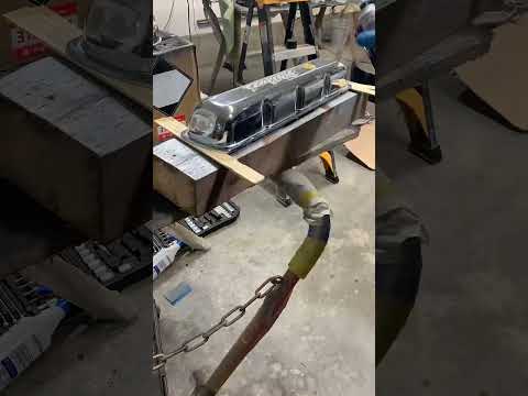 How to paint chrome valve covers please subscribe it's free