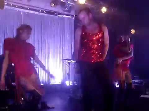 "50 bocca 100 amore" Immanuel Casto live in Modena 10-11-2018