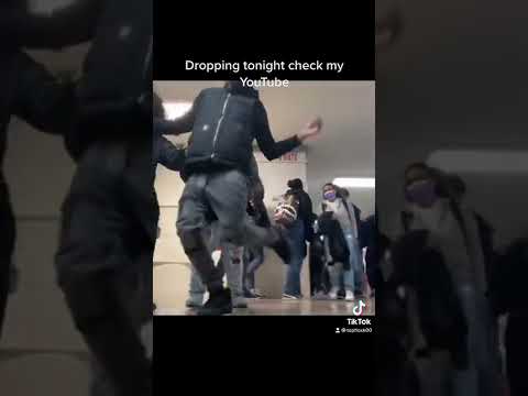 Quan floxks previews new music with staino #trending