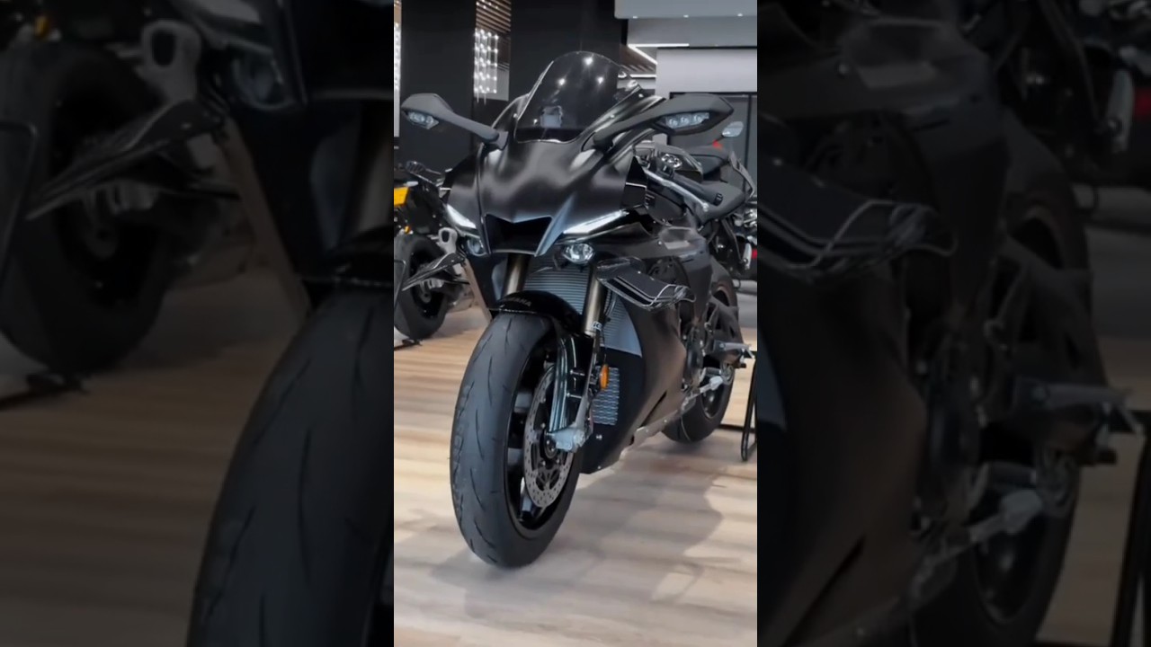 Yamaha YZF R1 😍 yamaha R1 new model 🔥 #youtubeshorts #shorts #yamaha #r1 #shortvideo #superbike