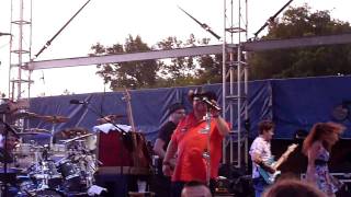 Colt Ford Performing "Saddle Up" LIVE!!