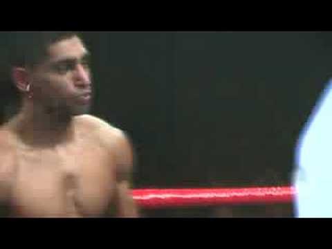 Amir Kahn Vs Breidis Prescott Knock Out 1st Round 06/09/08