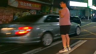 賓士好好一個品牌真的是被一群2486搞爛