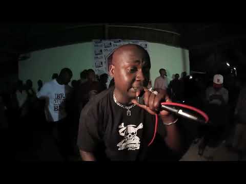 Kala Pina perform MSTARI WA MBELE song, at Tamaduni Music Cypher Tanzania 2013 ( Part 1)
