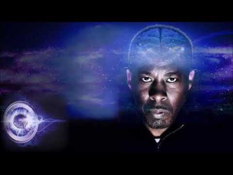 GZA/Genius & Santi White - Stay In Line (Prod. by Q-Base) (2002)