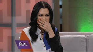 Jessie J Sings with a Mouth Full of Marshmallows!