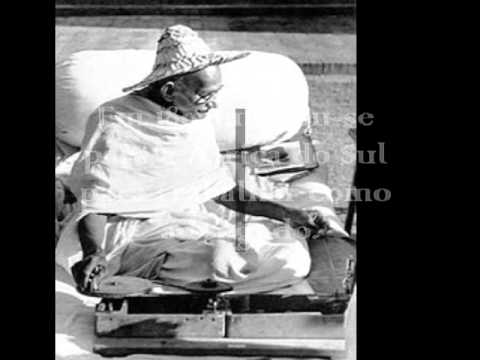 Trabalho de História - 9ºC - Gandhi