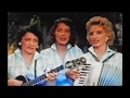 Carter Sisters ,Hymn "If I Could Hear My Mother Pray Again"
