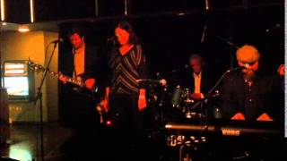 Delines - 2014-11-18 - Ideal Bar - Colfax Avenue