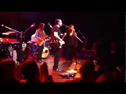 Tommy Castro band with Mark Zaretsky of The Cobalt Rhythm Kings - Let Me Love You.MOV