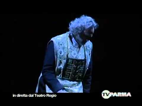 Michele Pertusi - bass - G. Verdi - Nabucco - "Vieni, o levita!"