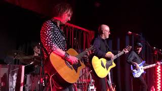 Wishbone Ash Wings Of Desire (acoustic) The Jam House Edinburgh 10 11 2017