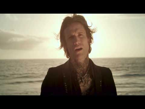 BUCKCHERRY - Dreamin' Of You (OFFICIAL VIDEO)