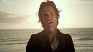 BUCKCHERRY - Dreamin&#39; Of You (OFFICIAL VIDEO)