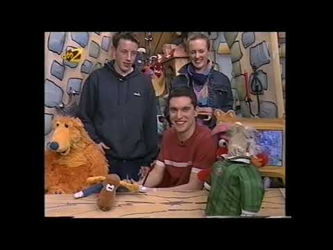 RTE Network 2/Den 2 continuity followed by Fish opening titles (30th March 2001)