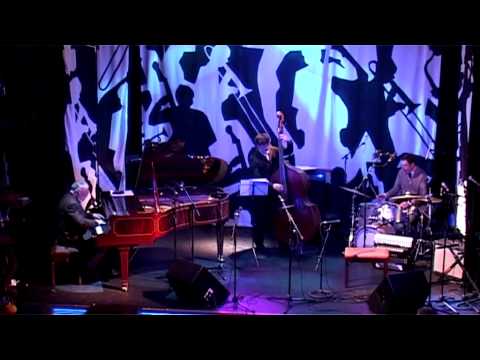 Mikhail Okun Trio - "Michelle"