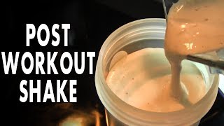 THE POST WORKOUT SHAKE I'VE BEEN MAKING GAINS WITH