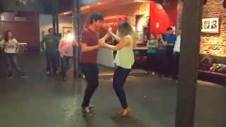 Stephanie Lucero y Jupe Andrade ► Clase Bachata Julio 2014 ► One More night - Johnny Sky